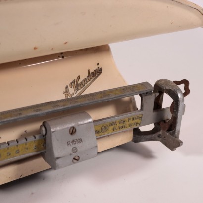 modernariato, modernariato di design, oggettistica, oggettistica modernariato, oggettistica di modernariato, oggettistica italiana, oggettistica vintage, oggettistica anni '60, oggettistica design anni 60,Bilancia Pesa Bimbi Anni 60