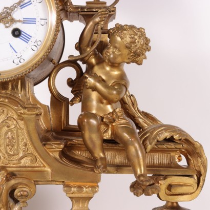 antique, horloge, horloge antique, horloge antique, horloge italienne antique, horloge antique, horloge néoclassique, horloge du 19ème siècle, horloge à pendule, horloge murale, Triptyque Golden Bronze Clock