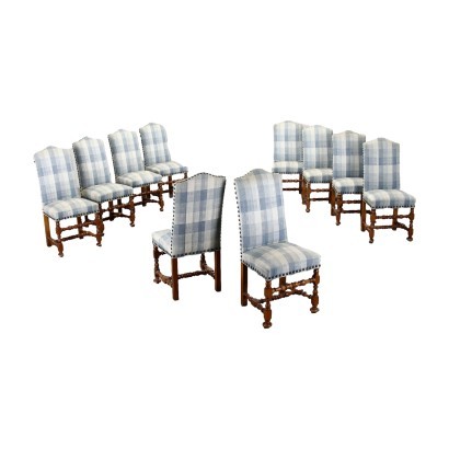 Grupo de diez sillas