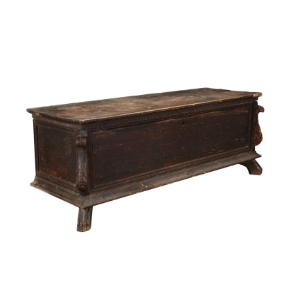 Chest Walnut Italy XIX Century