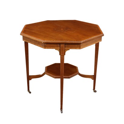 antiquariato, tavolino, antiquariato tavolini, tavolino antico, tavolino antico italiano, tavolino di antiquariato, tavolino neoclassico, tavolino del 800,Tavolino Inglese Liberty