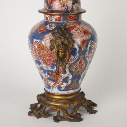Candélabre en Bronze avec Vase Imari en Porcelaine - Italie XIX Siècle
