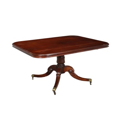 Victorian Table Mahogany - England XIX Century