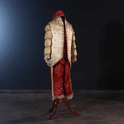 Abito Antico