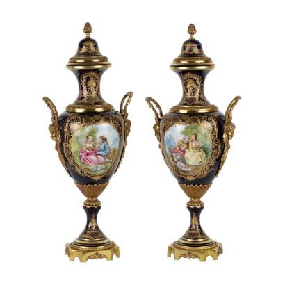 Paire de Vases Porcelaine Sèvres France XX Siècle