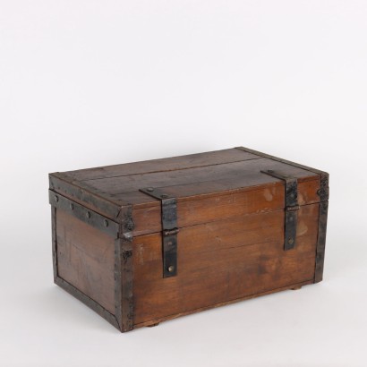 Trunk Walnut - Italy XIX Century