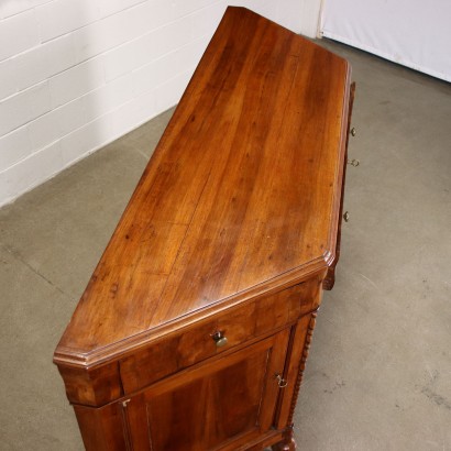 ANMOCA0143808_887634 antiquariato, cassettone, antiquariato cassettone, cassettone antico, cassettone antico italiano, cassettone di antiquariato, cassettone neoclassica, cassettone del 800, comò, antiquariato comò, comò antico, comò antico italiano, comò di antiquariato, comò neoclassica, comò del 800,Credenza Scantonata Luigi Filippo