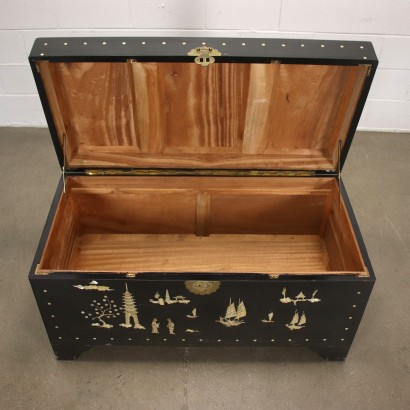 Oriental Trunk Ebonized Wood XX Century