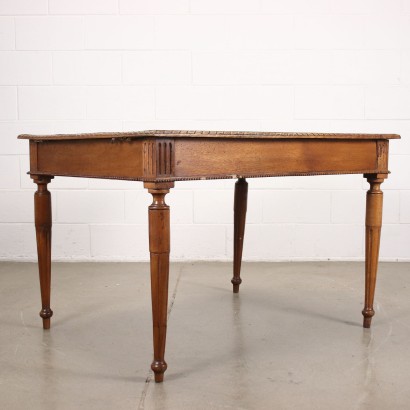 Table et Paire de Consoles Néoclassiques Noyer Italie XVIII Siècle