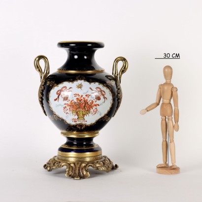 Richelieu Man. Vase Porcelain Europe XX Century