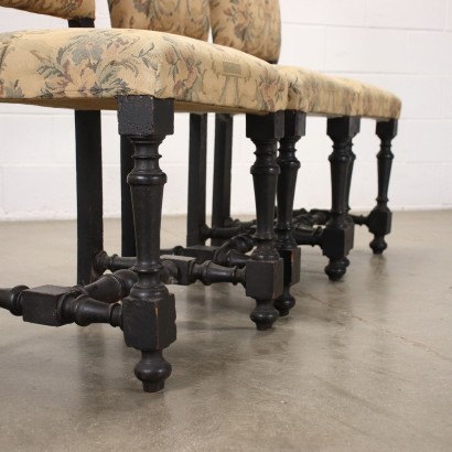 Group of 4 Baroque Chairs Walnut Italy XVII-XVIII Century