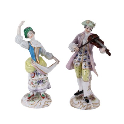 antiquités, céramiques, antiquités en céramique, céramiques anciennes, céramiques italiennes anciennes, céramiques anciennes, céramiques néoclassiques, céramiques du XIXe siècle, Paire de figurines de la Manufacture Meisse