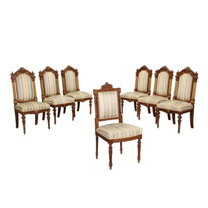 Groupe de 7 Chaises Néo-Renaissance Noyer Italie XIX Siècle