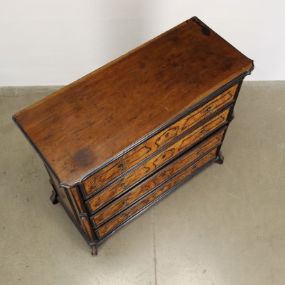 Baroque Chest of Drawers Walnut Italy XVIII Century