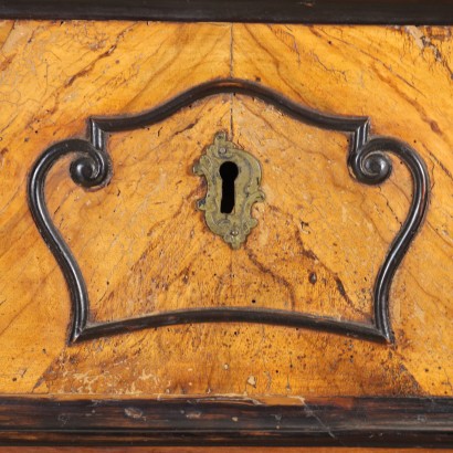 Baroque Chest of Drawers Walnut Italy XVIII Century