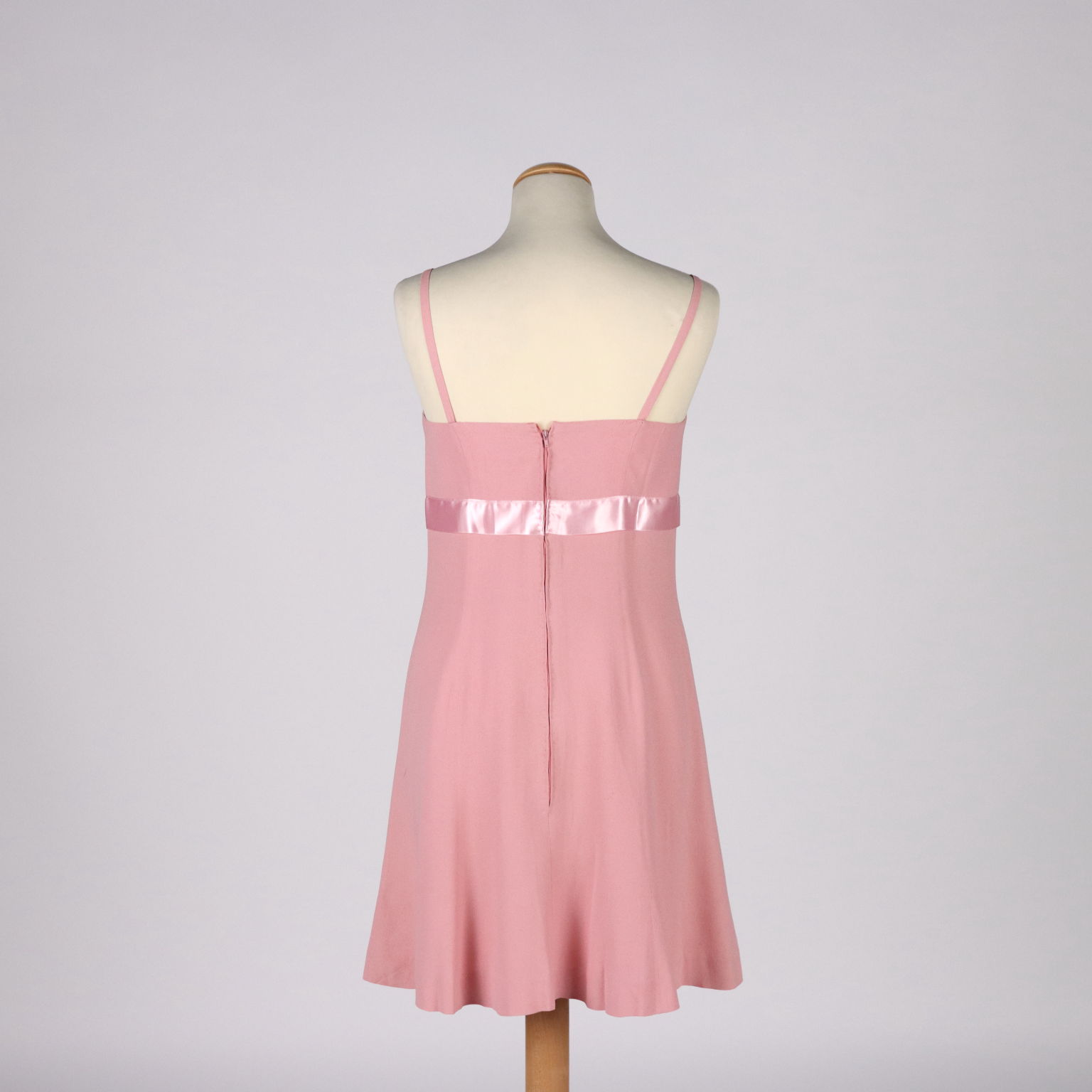 Vestido Rosa Max Mara Vintage, Talla 44, Ropa, Vintage, dimanoinmano. Vestido Rosa Max Mara Vintage, Talla 44, Ropa, Vintage, dimanoinmano.