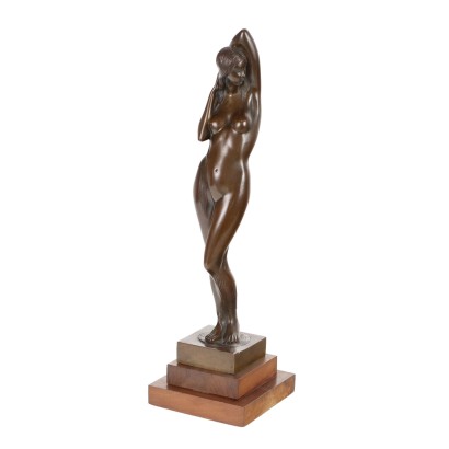 Escultura de bronce desnuda femenina