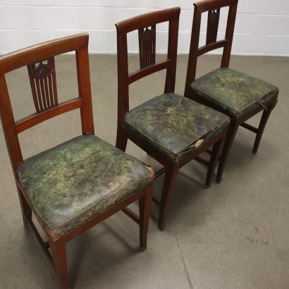 Group of 5 Directoire Chairs Walnut Italy XVIII-XIX Century