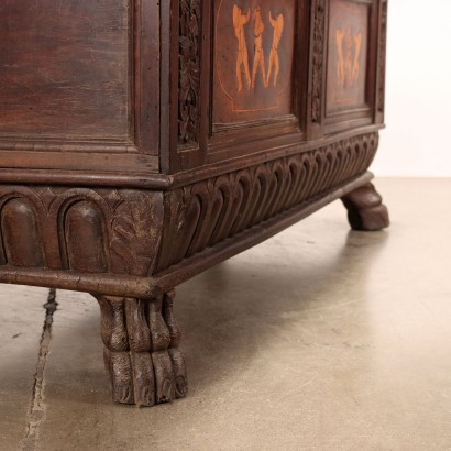 Baroque Chest Walnut Italy XVII Century