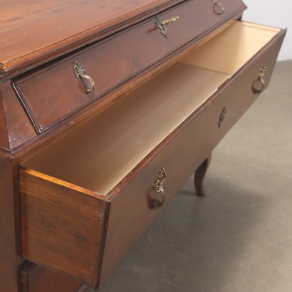 Neoclassical Chest of Drawers Walnut Italy XIX Century