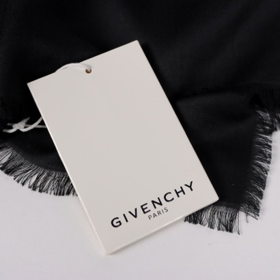 Givenchy, fular de Givenchy, fular negro, fular de lana y seda, Givenchy de segunda mano, made in italy, Givenchy París, fular grande de Givenchy