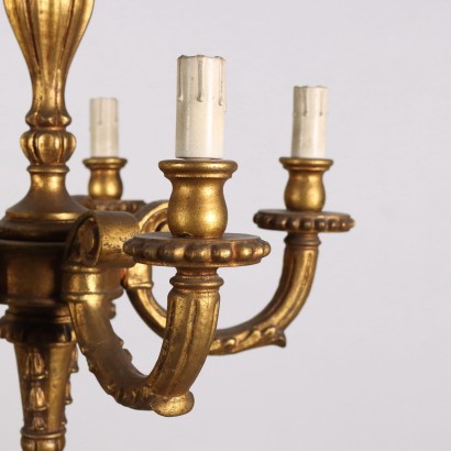 Candelabro de estilo dorado