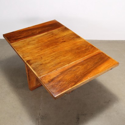 Table Walnut Veneer Italy 1920s-1930s