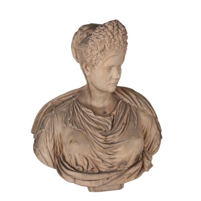 Busto Femminile in Terracotta