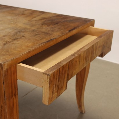 Table Art Decò Walnut Italy 1920s-1930s