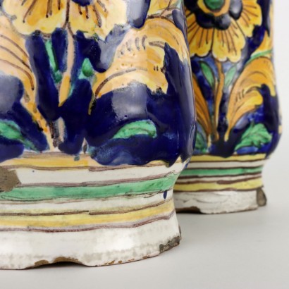 Paar Vasen Neo-Renaissance Stil Majolika Italien XX Jhd