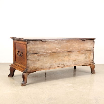 Chest Walnut Italy XVIII Century