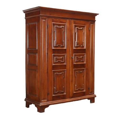 Wardrobe Baroque Walnut Italy XVIII Century