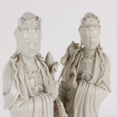 Paar Guanyin Skulpturen Porzellan China XX Jhd