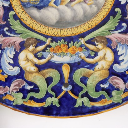 Pair of Parade Plates Neo-Renaissance Style Ceramic Italy XX Century