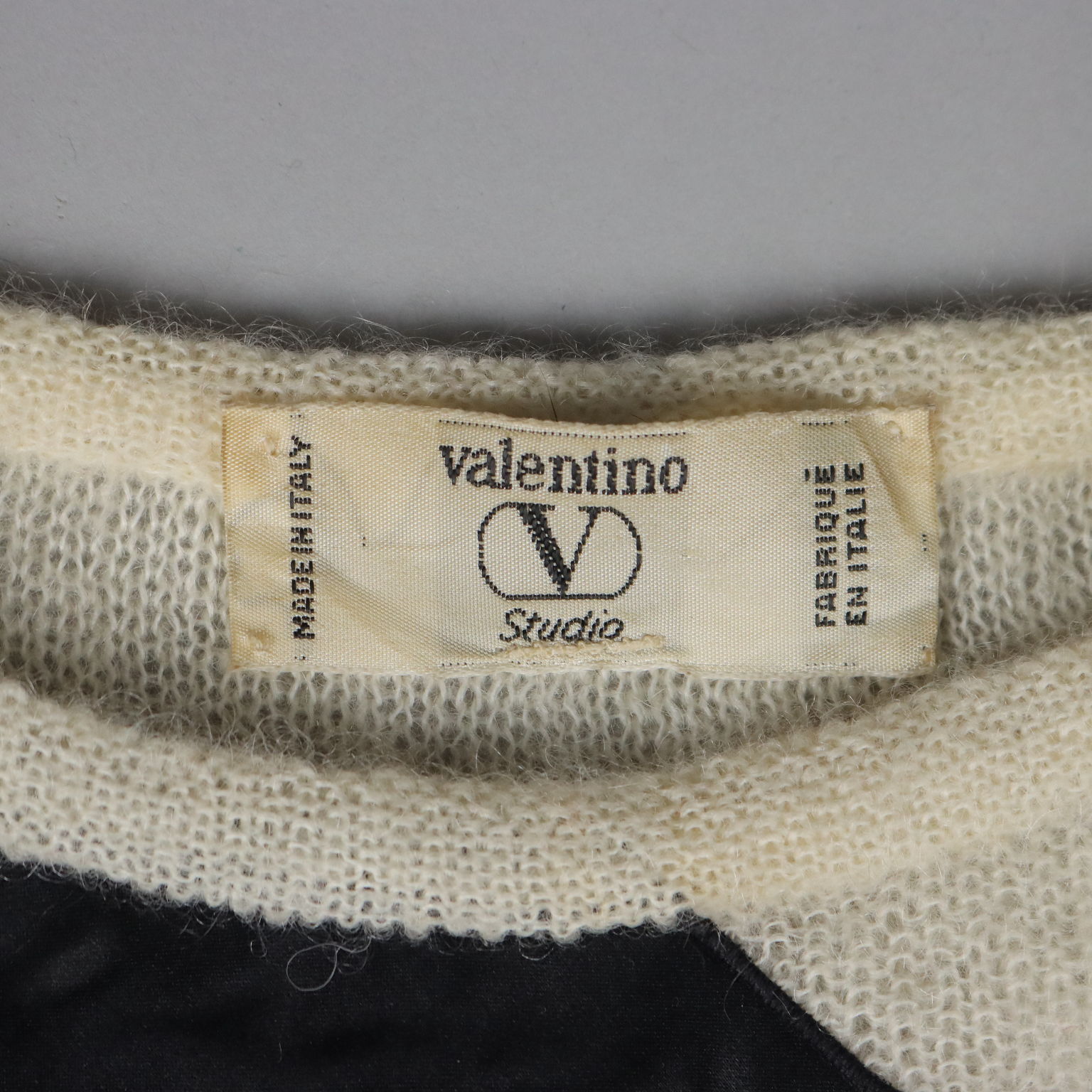 Vintage deals valentino jumper