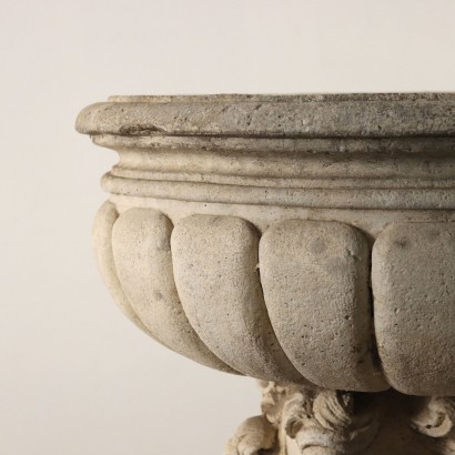 Jardinière avec Angelot en Ciment Italie XXe Siècle