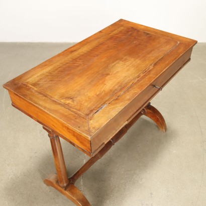 Coffee Table Charles X Walnut Italy XIX Century