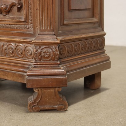 Pair of Bedside Tables Neo-Renaissance Style Walnut Italy XX Century