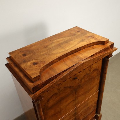 Secretaría Biedermeier, Secretaría Biedermeier