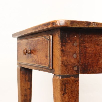 Table Directoire Noyer Italie XVIIIe-XIXe Siècle