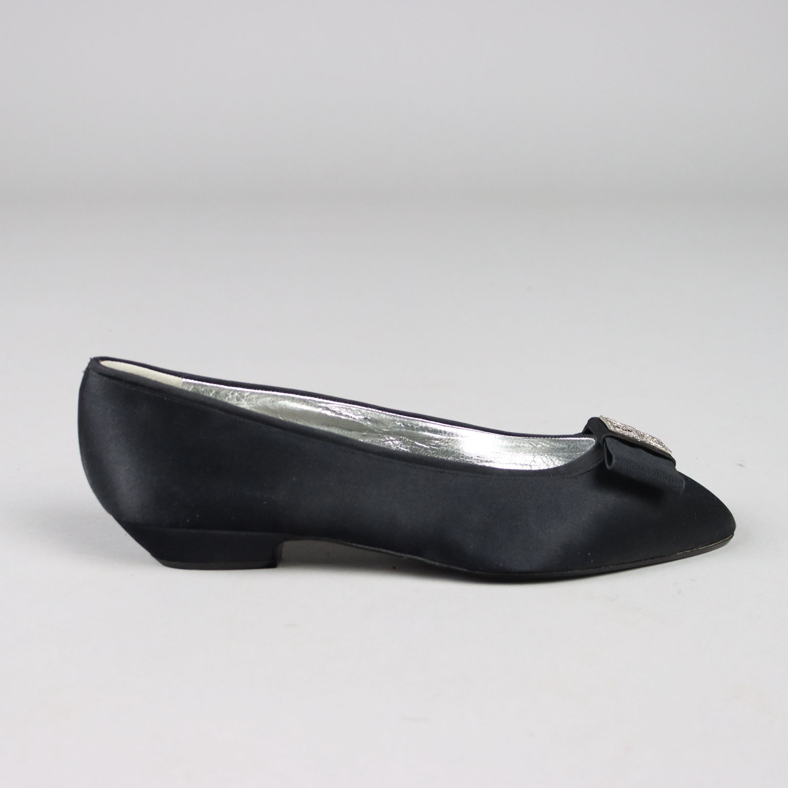 Gucci Ballerine Vintage Numero 40 Raso nero Tacco basso Strass argento