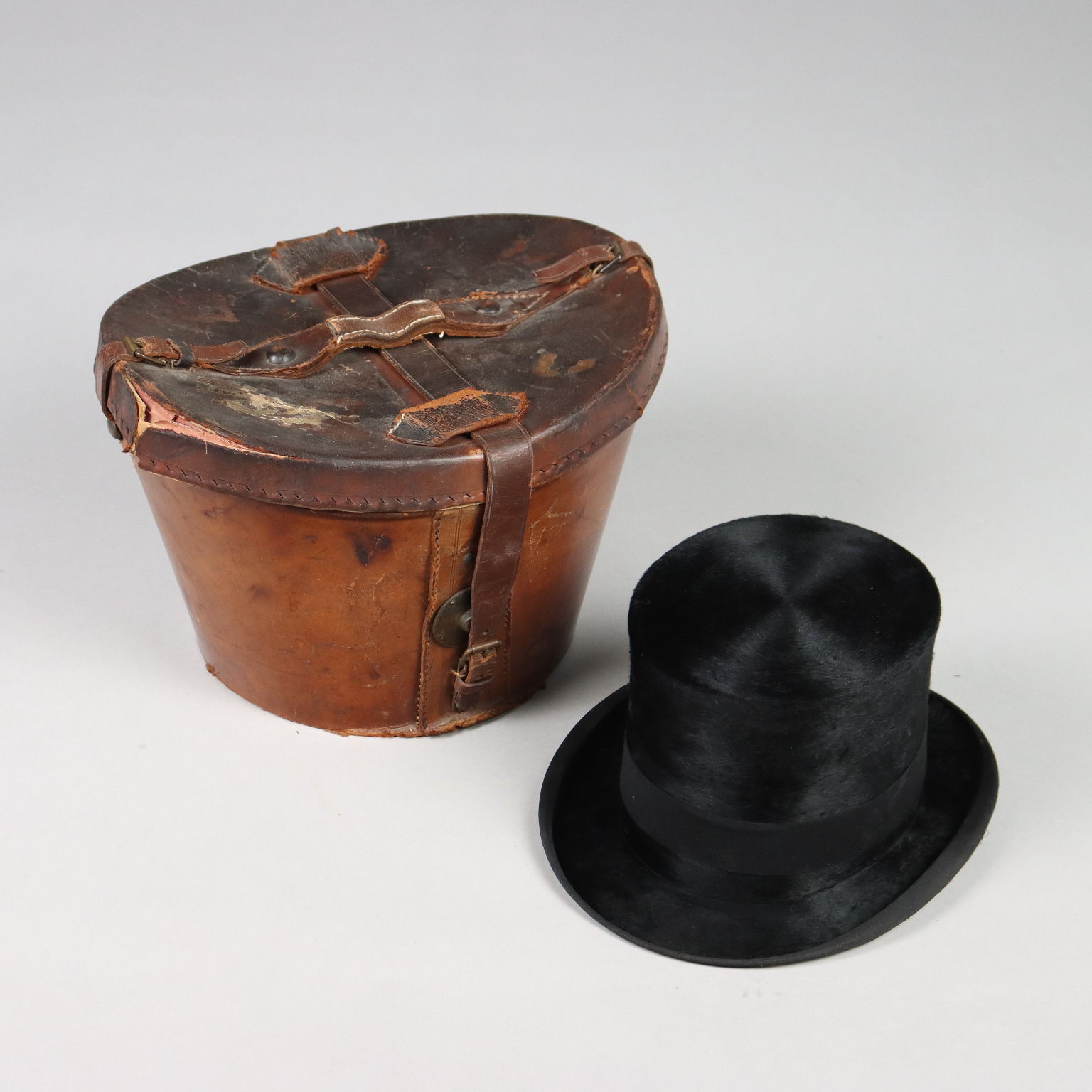 Vintage Black Leather Hat Box, 1920s