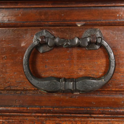 Chest of Drawers Baroque Walnut Italy XVIII Century