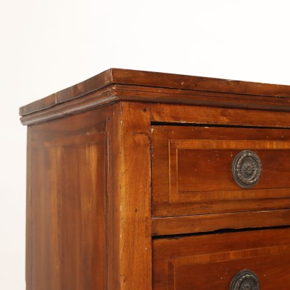 Chest of Drawers Directoire Walnut Italy XVIII-XIX Century