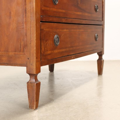 Chest of Drawers Directoire Walnut Italy XVIII-XIX Century