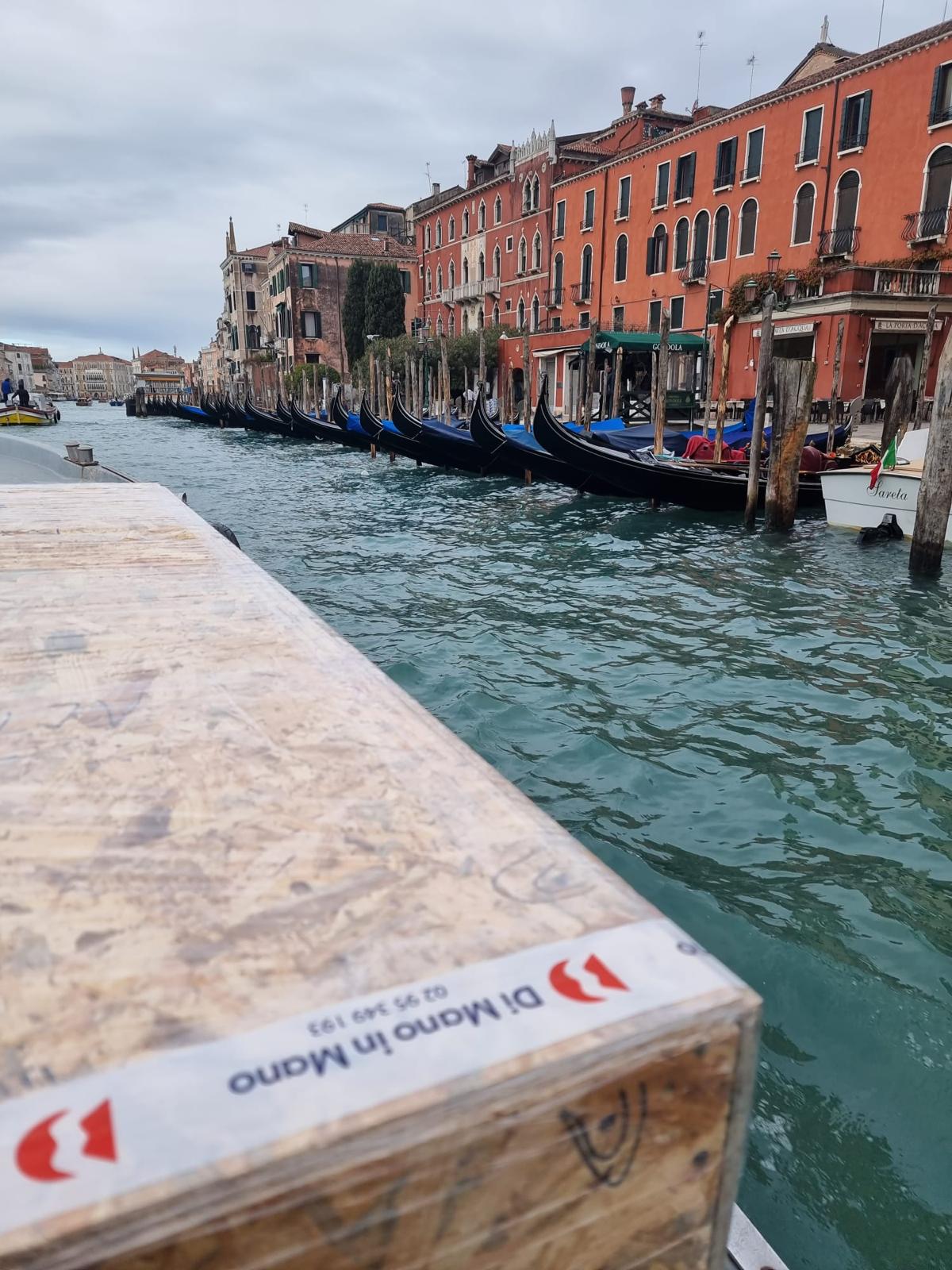 di mano in mano consegne