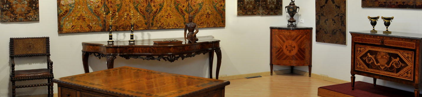 Acquistiamo Antiquariato e Antichità