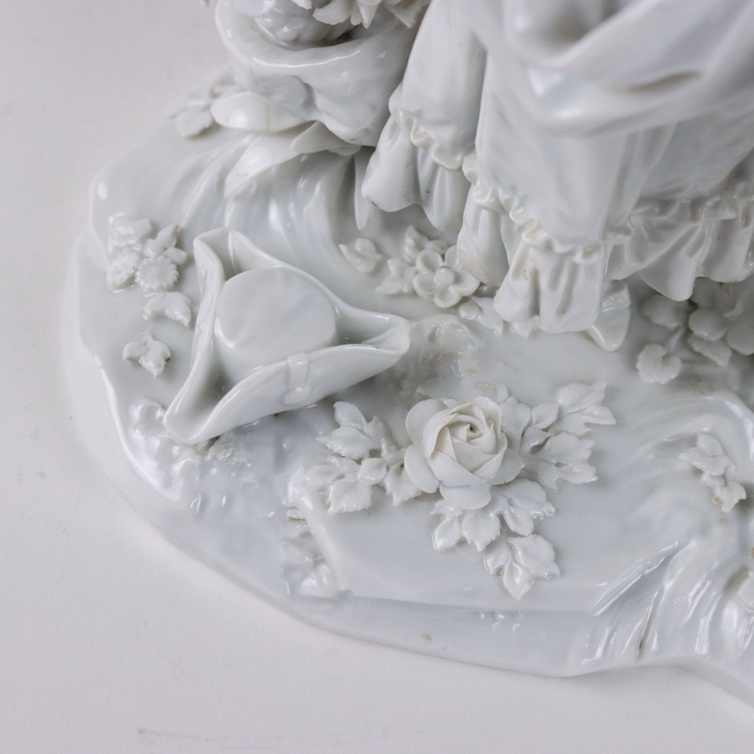Antique Sculpture Capodimonte's Porcelain Italy XIX-XX Century