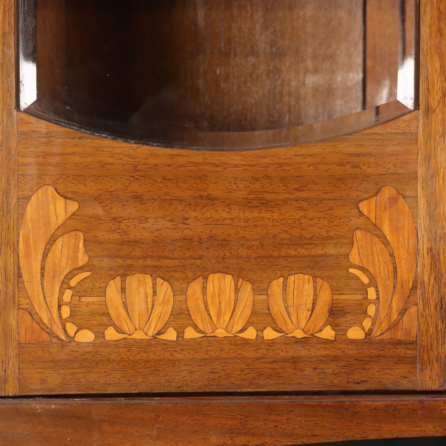 Antique Art Nouveau Cabinet Fabbrica Italiana dei Mobili XX Century